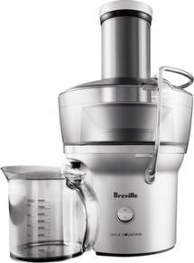 Featuring the same high speed of other models but in a significantly smaller size, this juicer is ideal for smaller households and kitchens. 